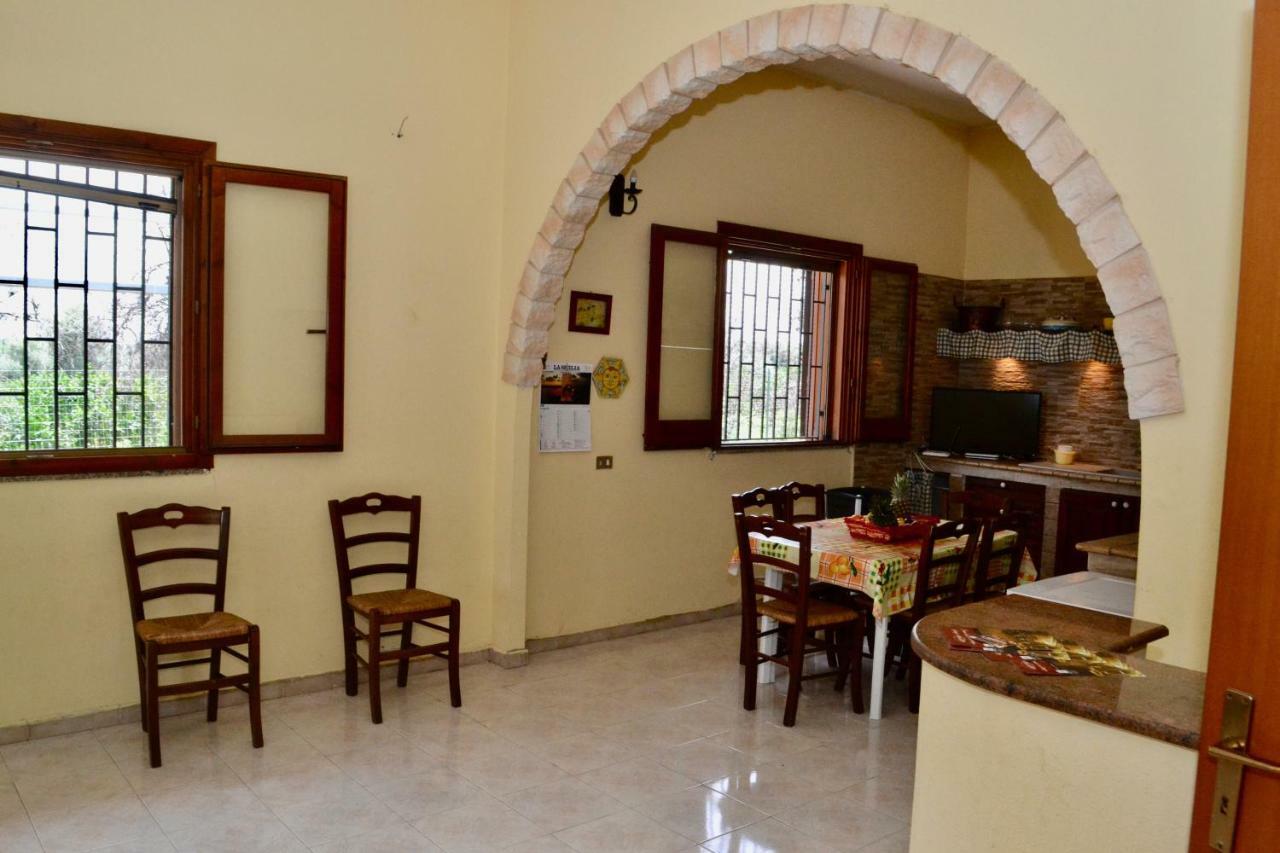 Villa Rosa - Ai Piedi Dell'Etna 브루콜리 외부 사진